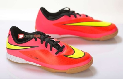 Buty piłkarskie Nike HYPERVENOM PHADE JR IC 