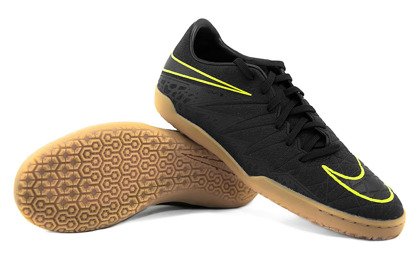 Czarne buty piłkarskie na halę Nike Hypervenom Phelon IC 749920-009 JR