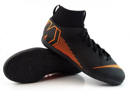Czarne buty piłkarskie na halę Nike Mercurial Superfly Club IC AH7346-081