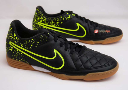 Halówki Nike  Tiempo Rio II IC