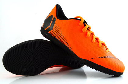 Pomarańczowo-czarne buty piłkarskie na halę Nike Mercurial Vapor Club IC AH7385-810