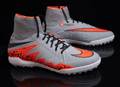 Turfy  Nike HypervenomX Proximo TF 